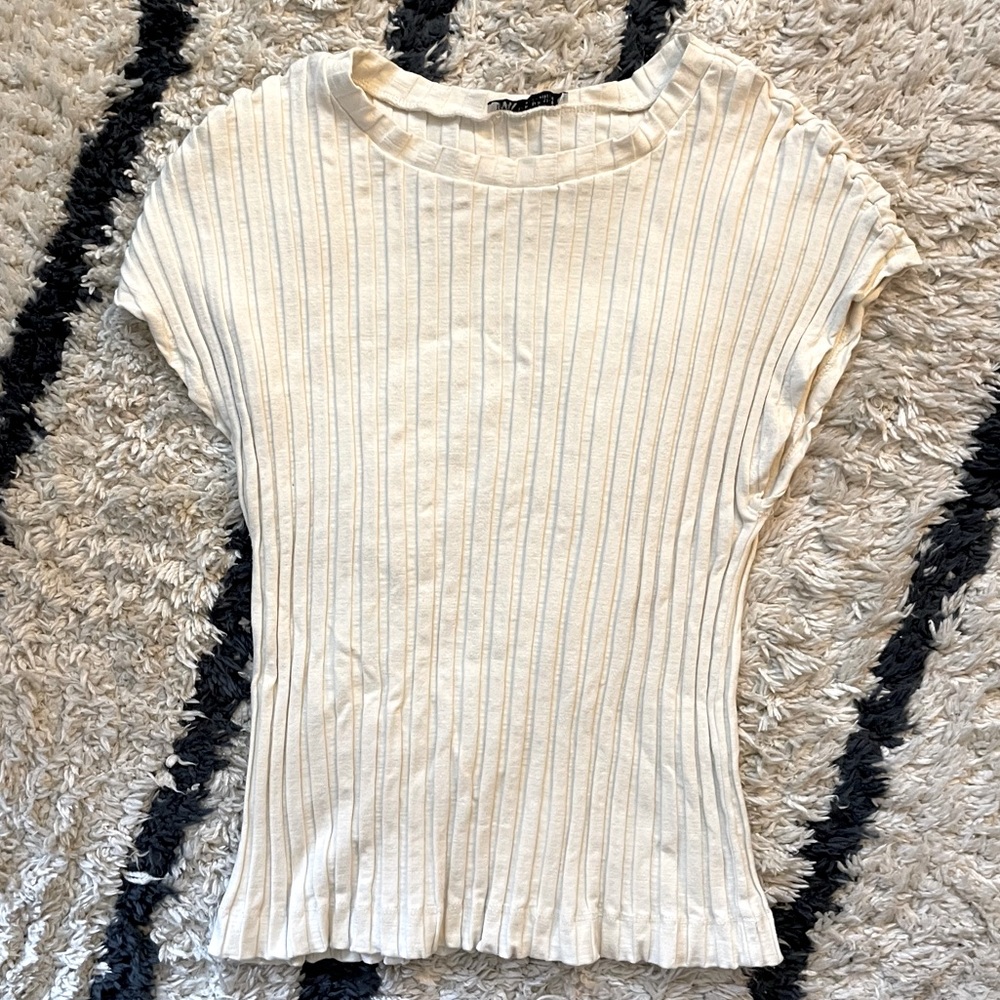 Zara M Cream Rib Knit Short Sleeve Top
